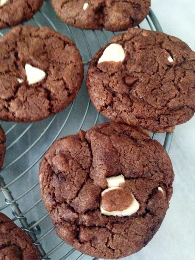 vegan triple chocolate chip cookies